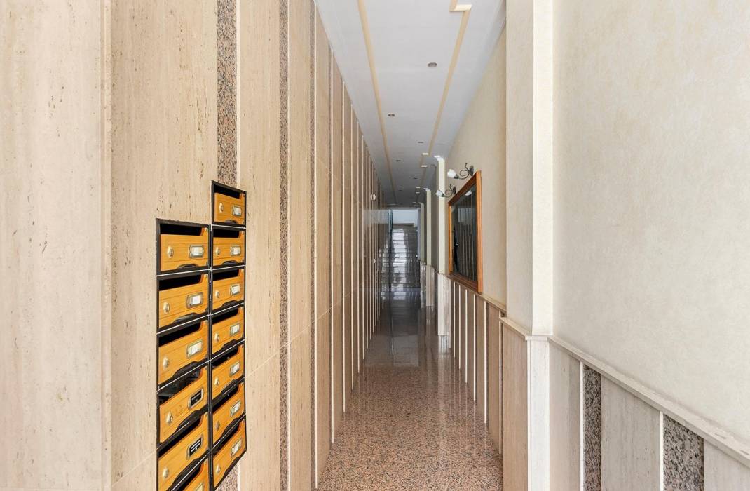 Resale - Apartment - Torrevieja