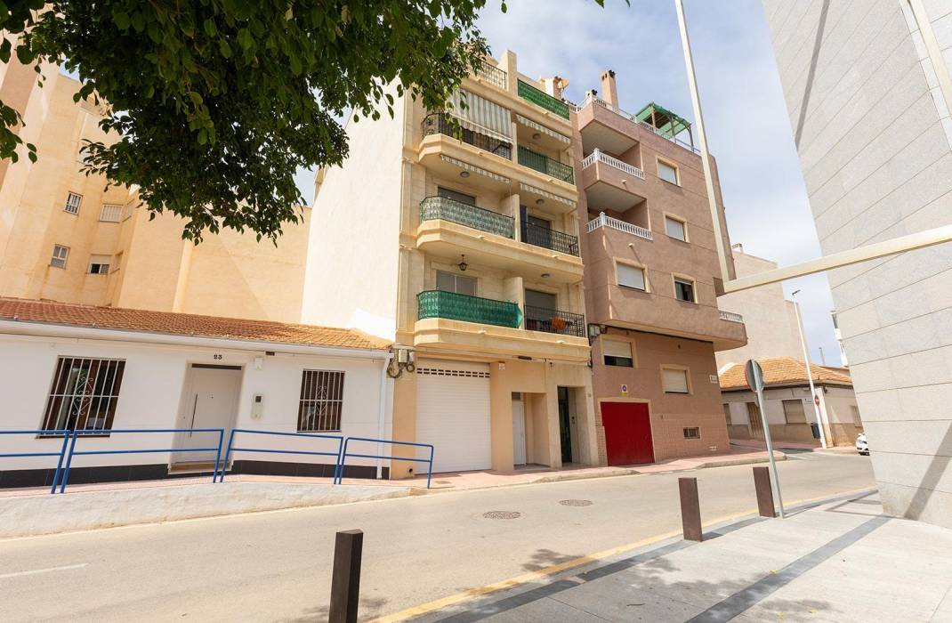 Resale - Apartment - Torrevieja