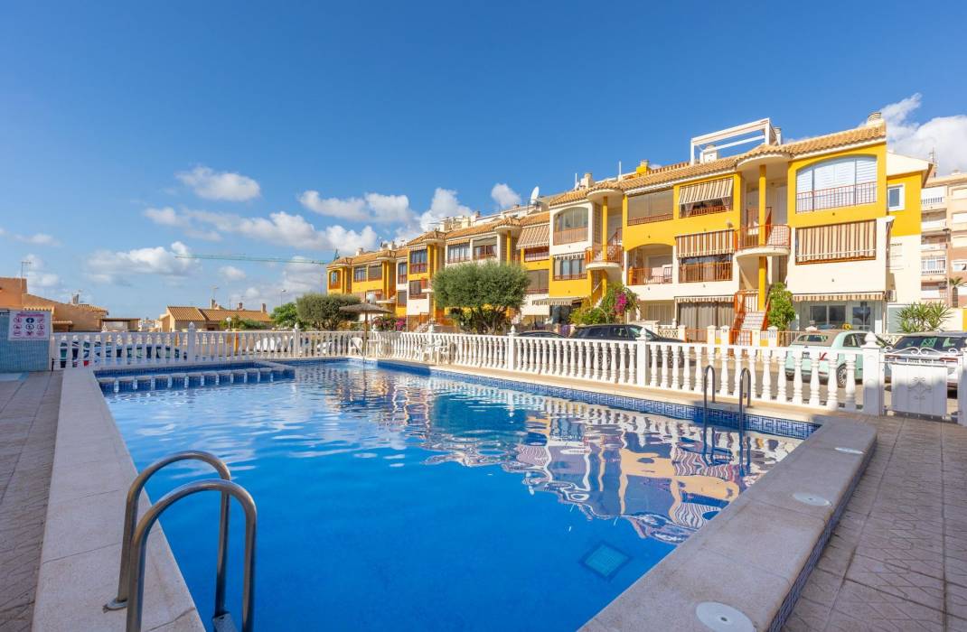 Resale - Apartment - Torrevieja