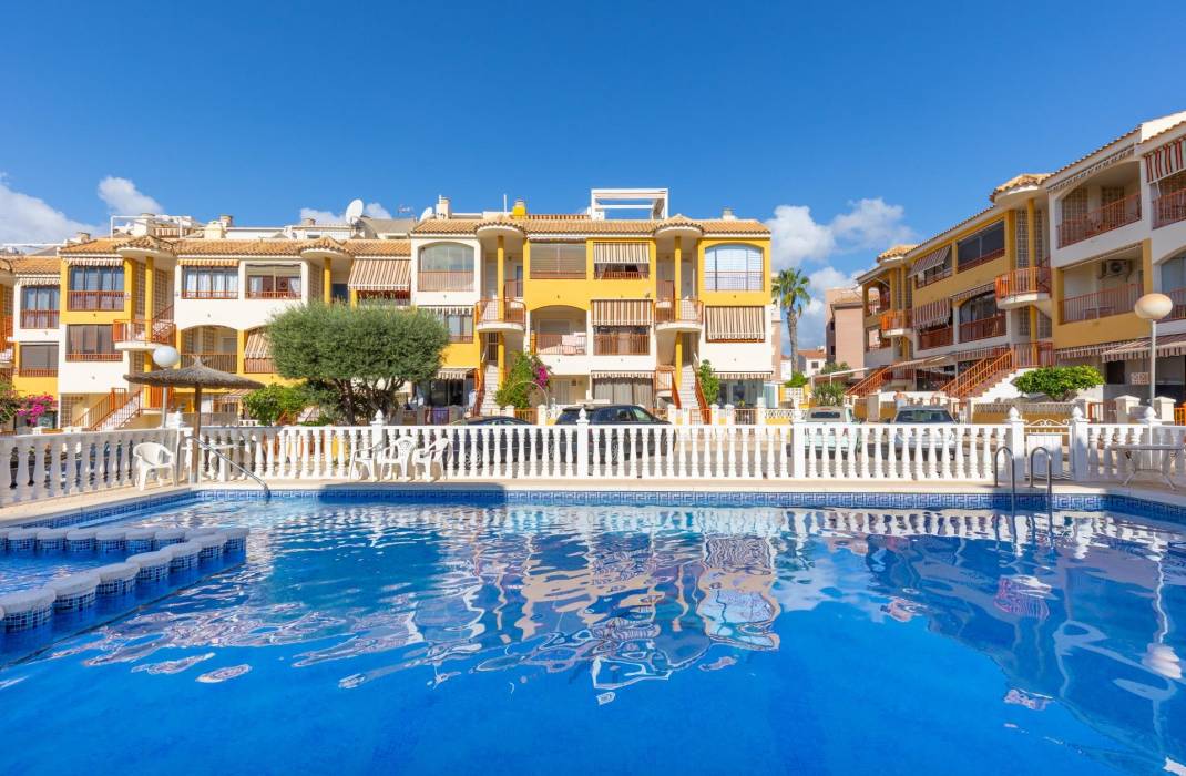 Resale - Apartment - Torrevieja