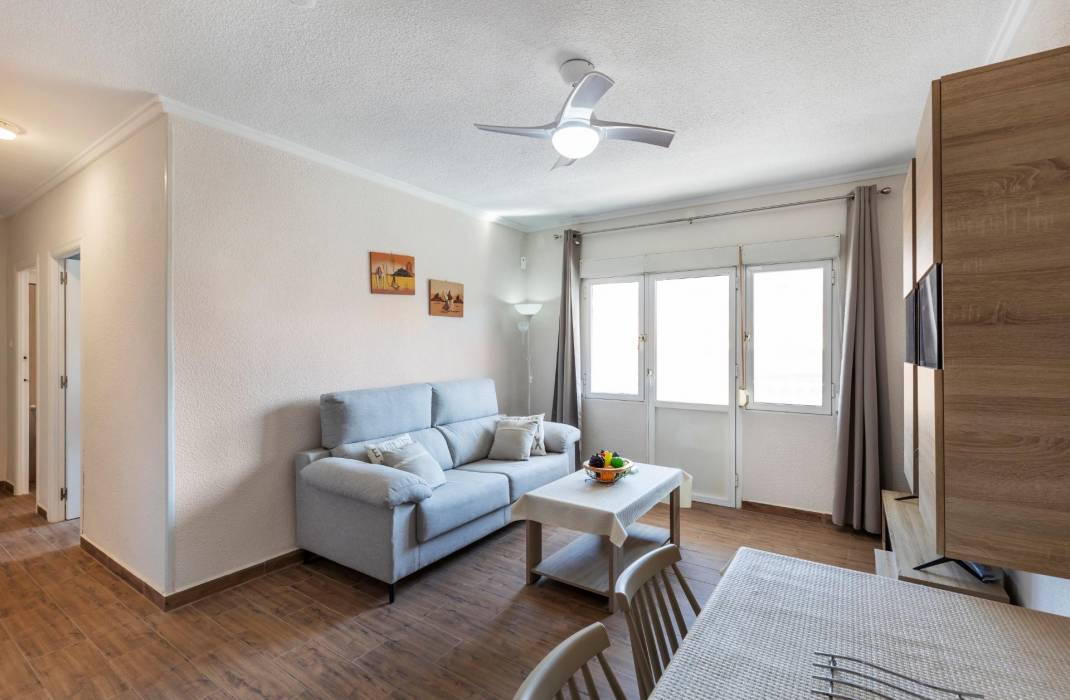 Resale - Apartment - Torrevieja