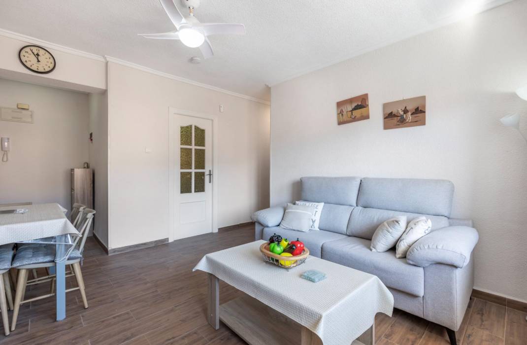 Resale - Apartment - Torrevieja