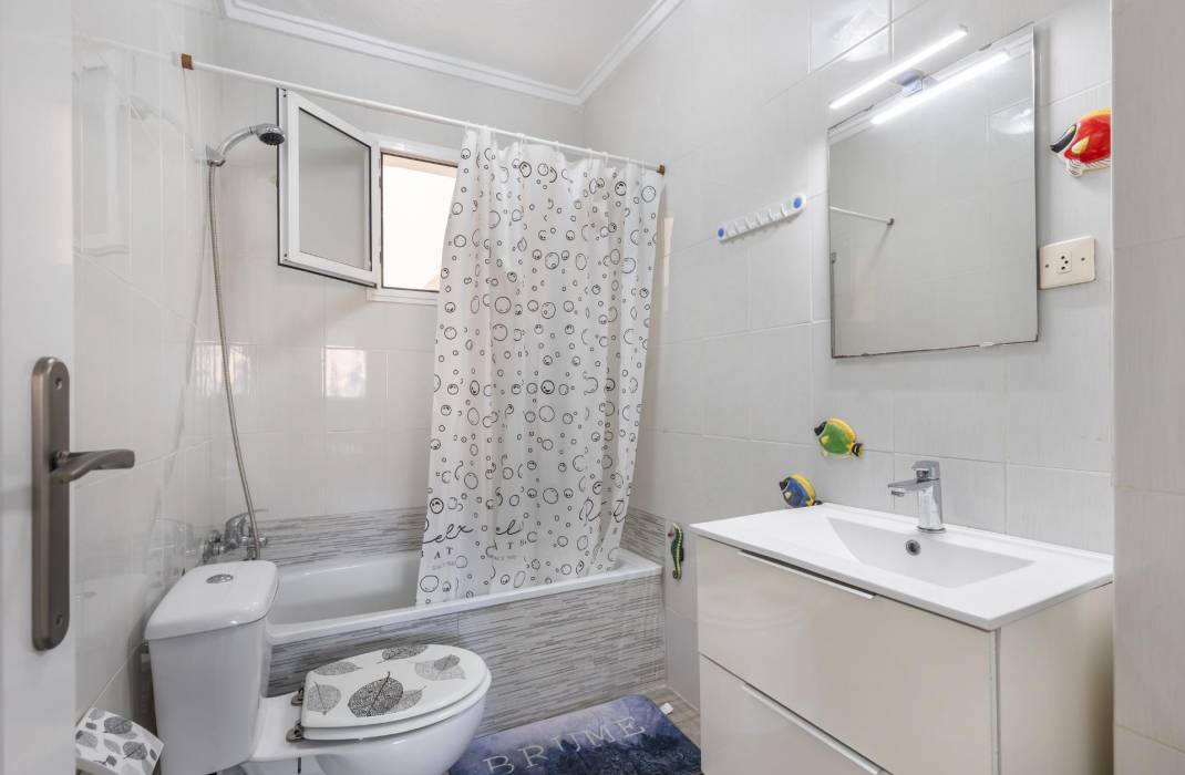 Resale - Apartment - Torrevieja