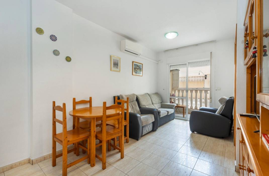 Resale - Apartment - Torrevieja