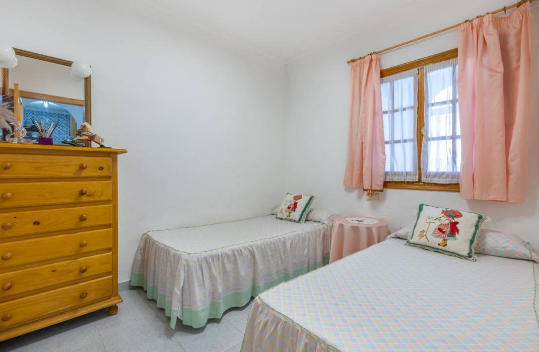 Resale - Apartment - Torrevieja