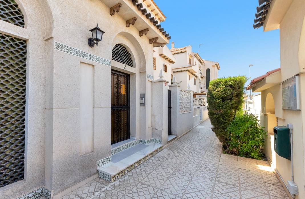Resale - Apartment - Torrevieja