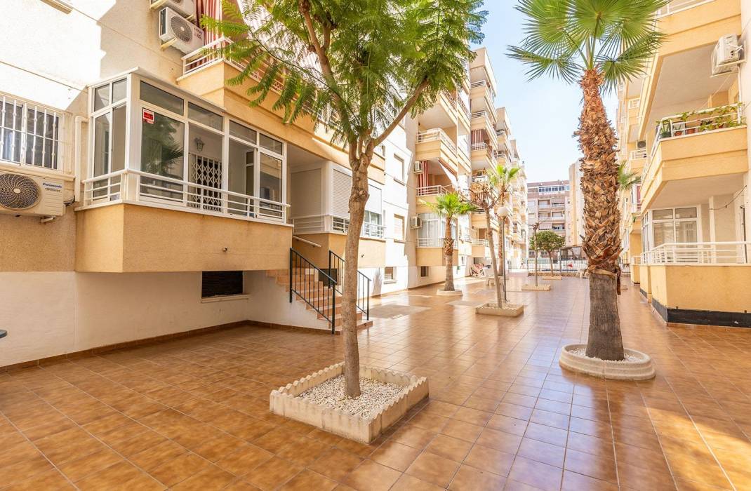 Resale - Apartment - Torrevieja