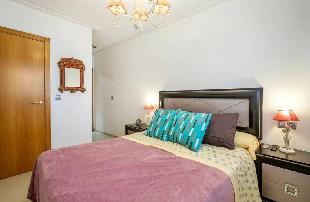 Resale - Apartment - Torrevieja