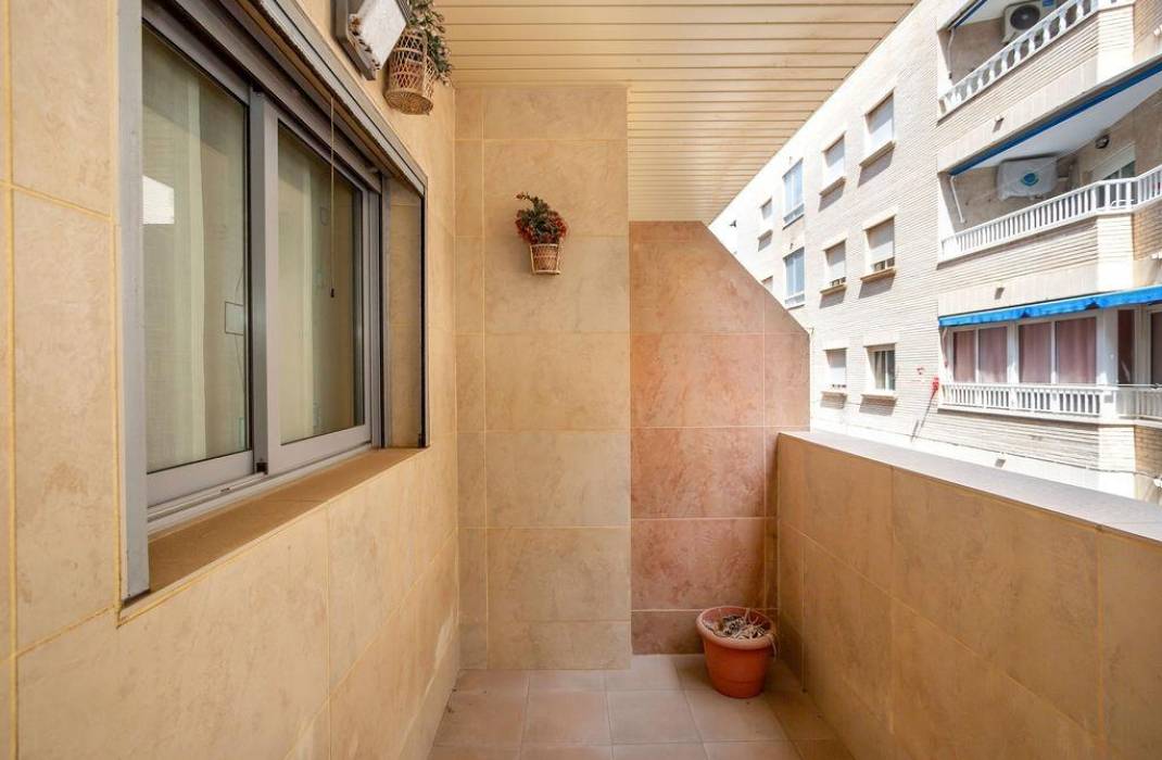 Resale - Apartment - Torrevieja