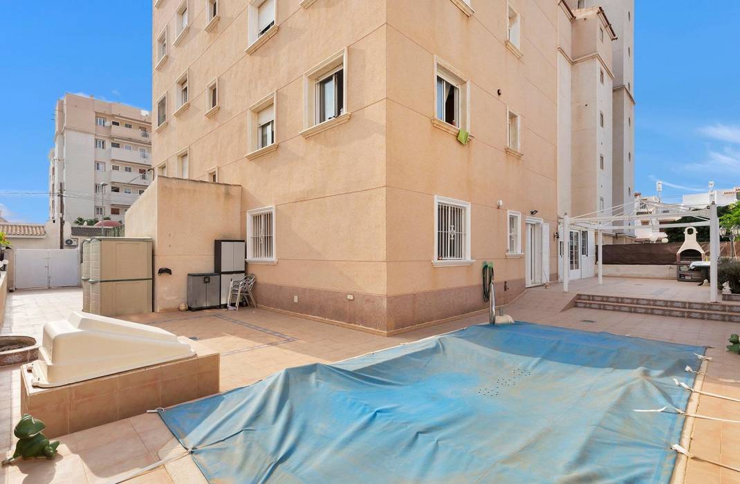 Resale - Apartment - Torrevieja