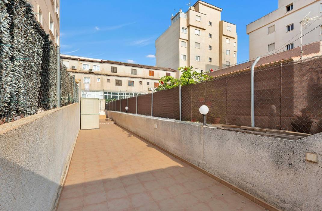 Resale - Apartment - Torrevieja