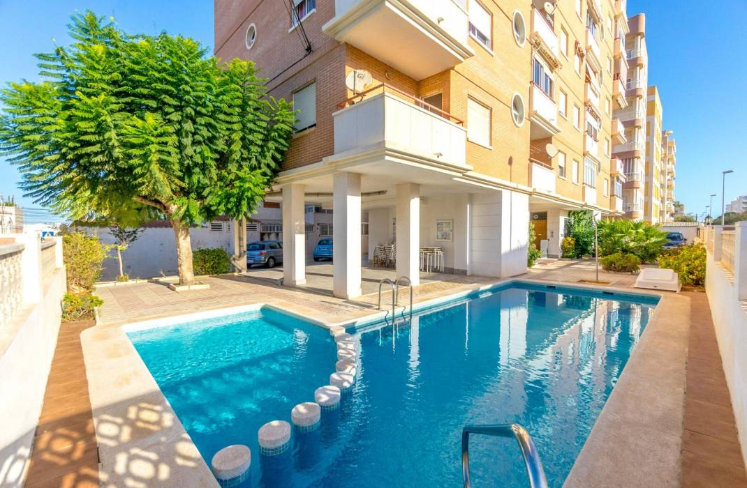 Resale - Apartment - Torrevieja