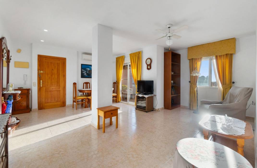 Resale - Apartment - Torrevieja