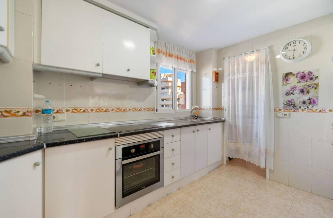 Resale - Apartment - Torrevieja