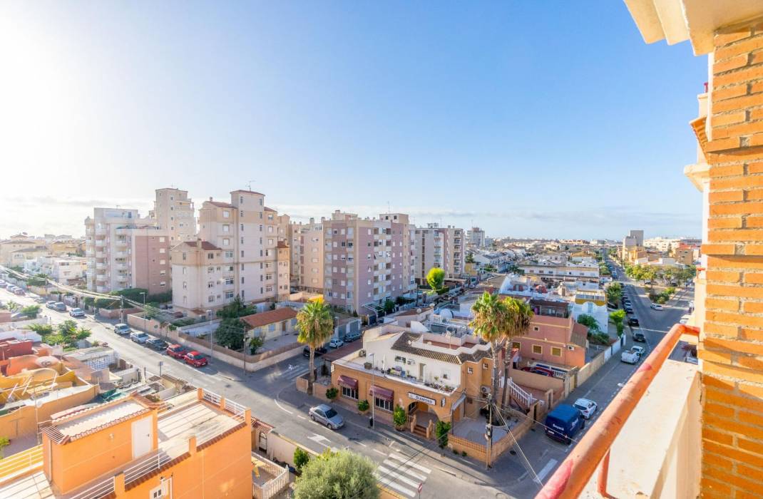 Resale - Apartment - Torrevieja