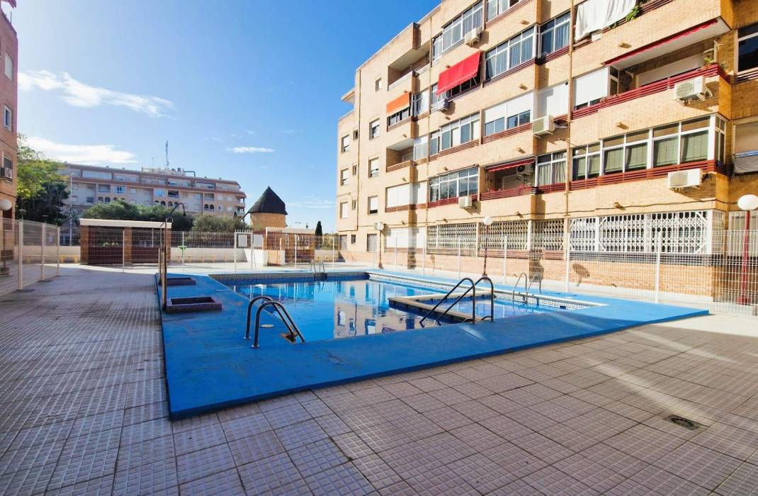 Resale - Apartment - Torrevieja