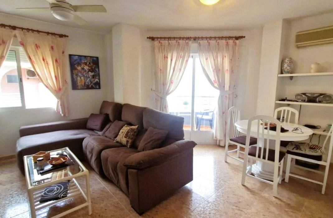 Resale - Apartment - Torrevieja