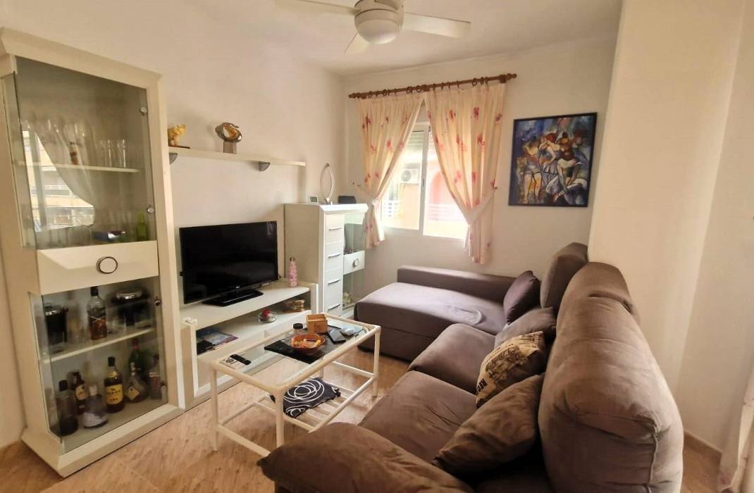 Resale - Apartment - Torrevieja