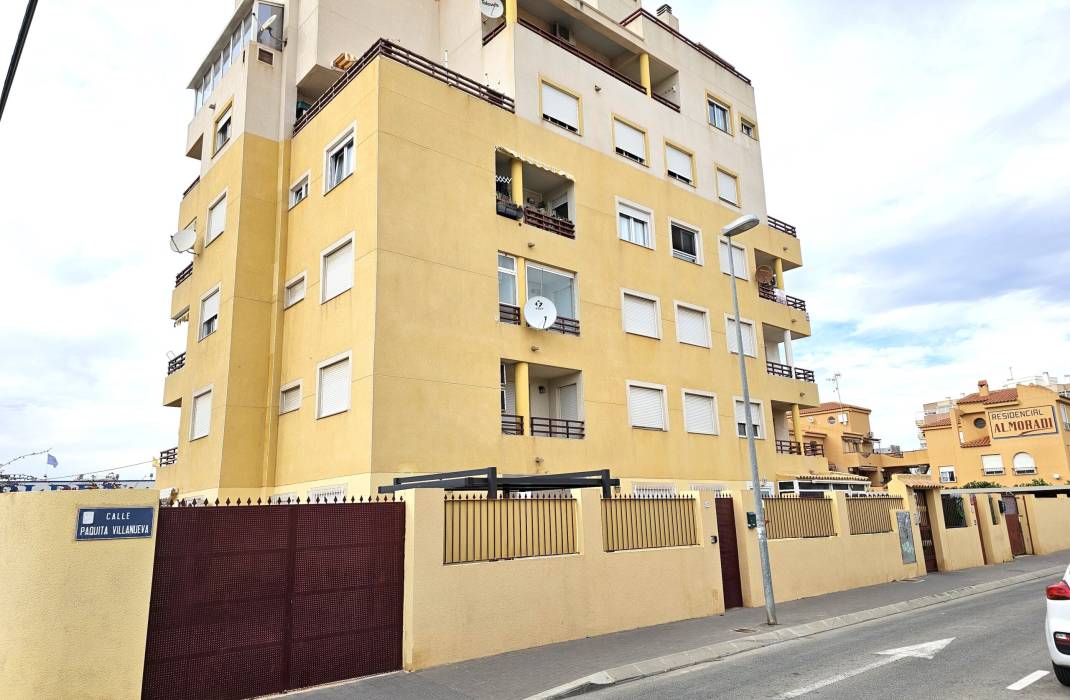 Resale - Apartment - Torrevieja