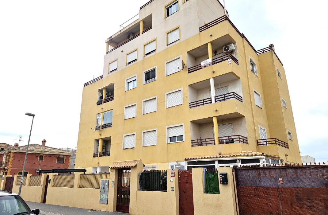 Resale - Apartment - Torrevieja