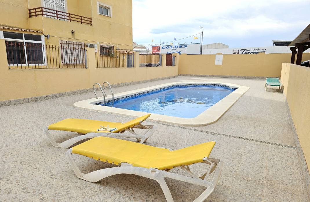 Resale - Apartment - Torrevieja