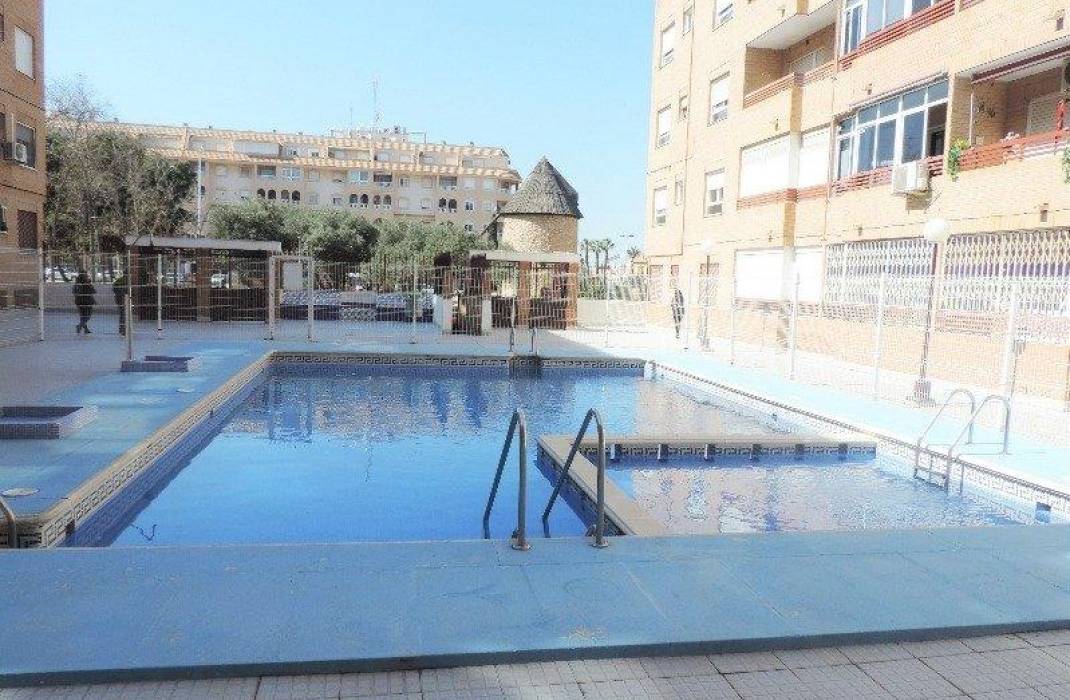 Resale - Apartment - Torrevieja