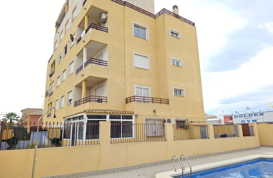 Resale - Apartment - Torrevieja