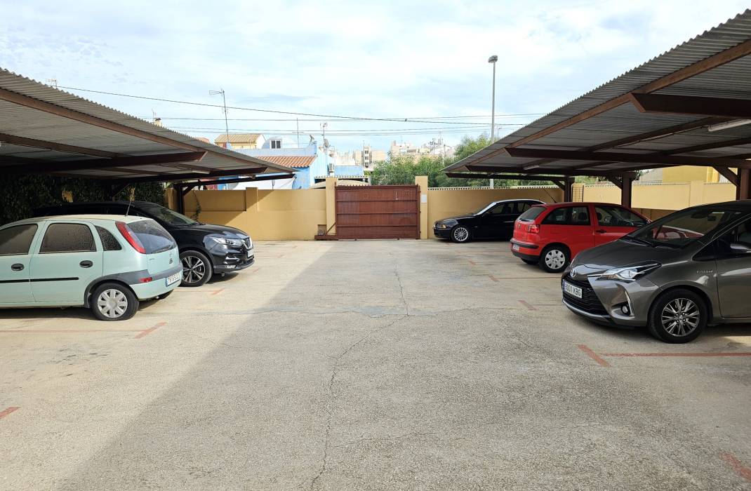 Resale - Apartment - Torrevieja