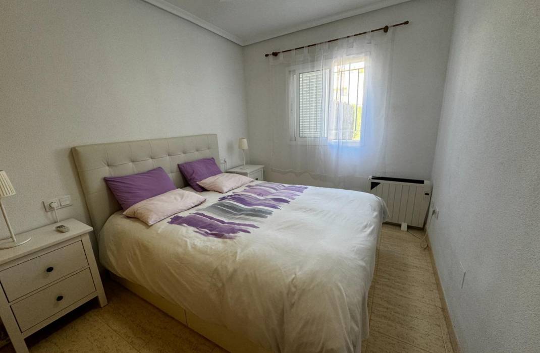 Resale - Bungalow - Orihuela Costa - Playa Flamenca Norte