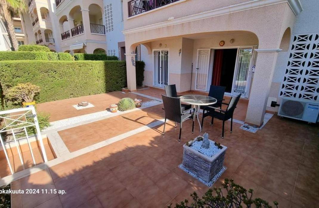 Resale - Bungalow - Orihuela Costa - Playa Flamenca