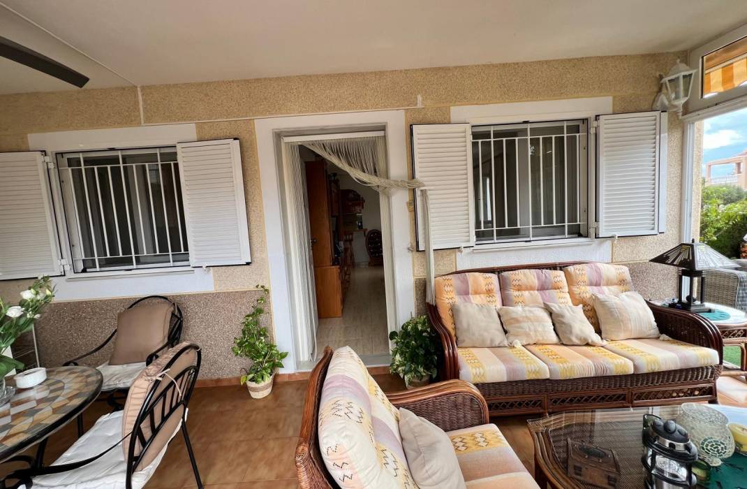 Resale - Bungalow - Orihuela Costa - Punta Prima