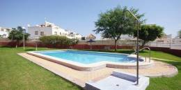 Resale - Bungalow - Orihuela Costa