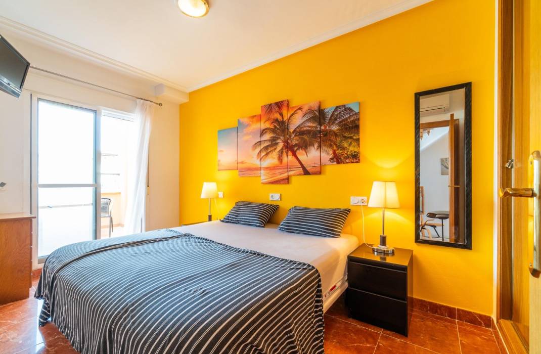 Resale - Bungalow - Orihuela Costa