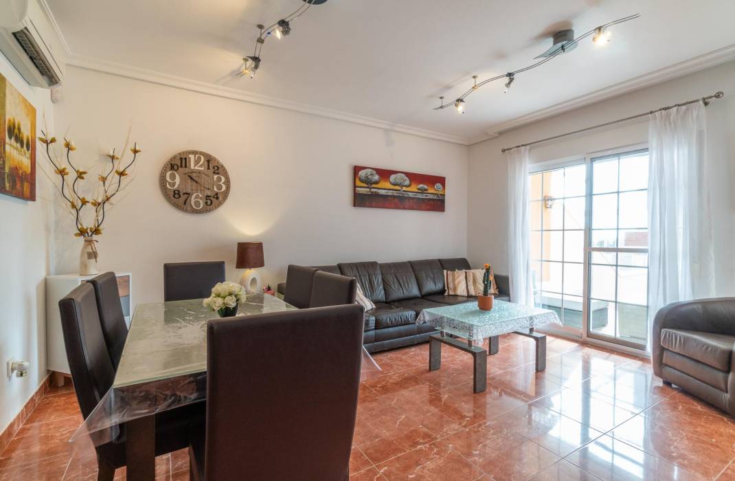 Resale - Bungalow - Orihuela Costa