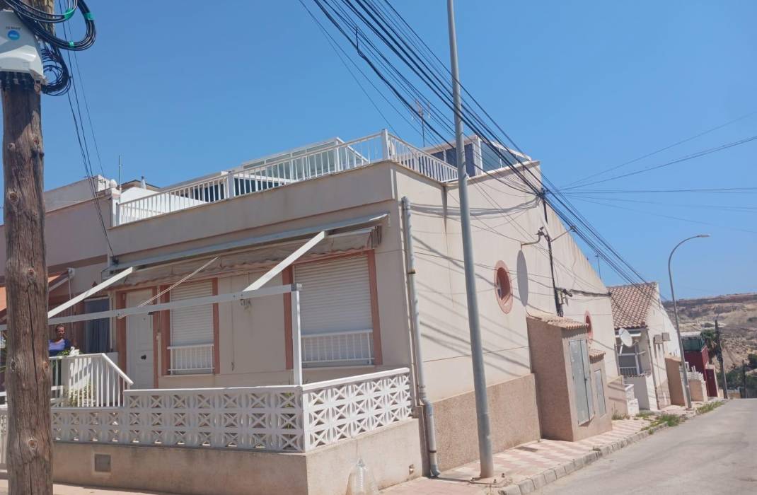 Resale - Bungalow - San Fulgencio - Oasis