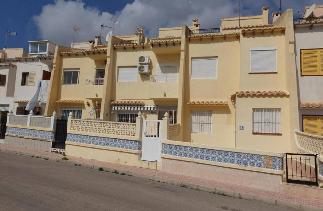 Resale - Bungalow - Torrevieja - 0