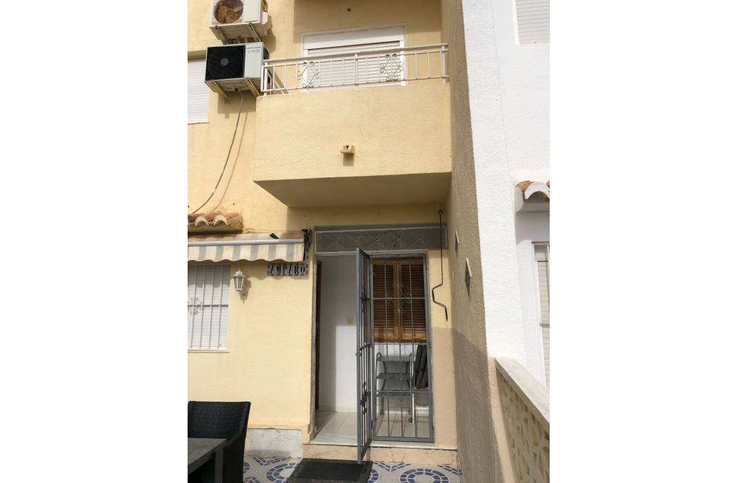 Resale - Bungalow - Torrevieja - 0