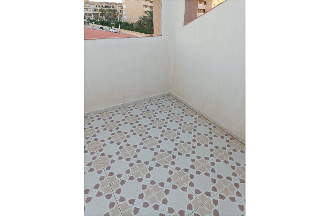 Resale - Bungalow - Torrevieja - 0