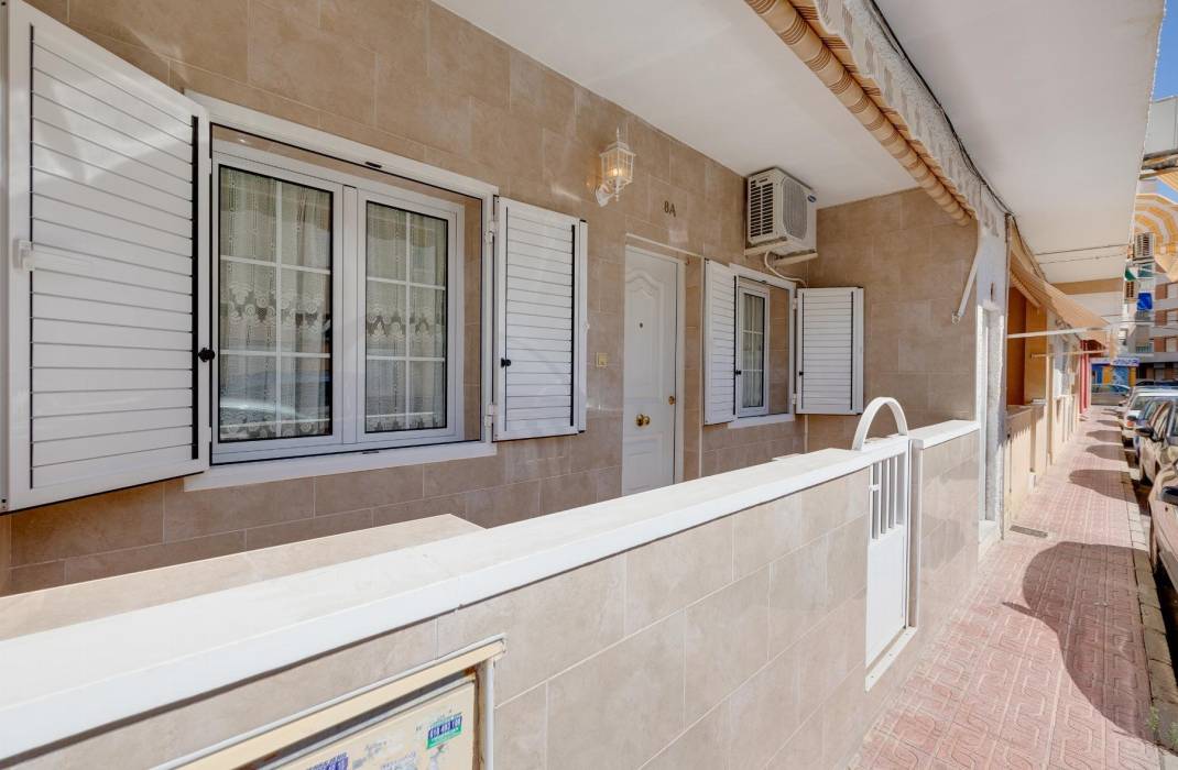 Resale - Bungalow - Torrevieja - Acequion