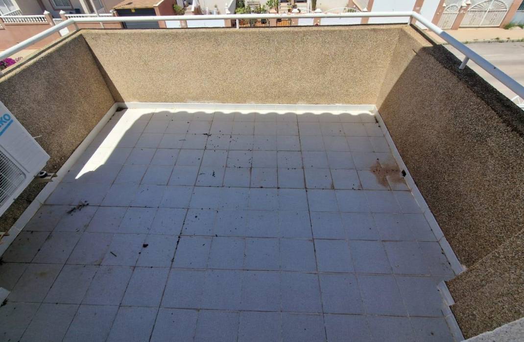 Resale - Bungalow - Torrevieja - Aguas nuevas 1