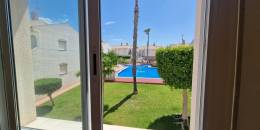 Resale - Bungalow - Torrevieja - Aguas nuevas 1