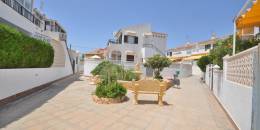 Resale - Bungalow - Torrevieja - Aguas nuevas 2