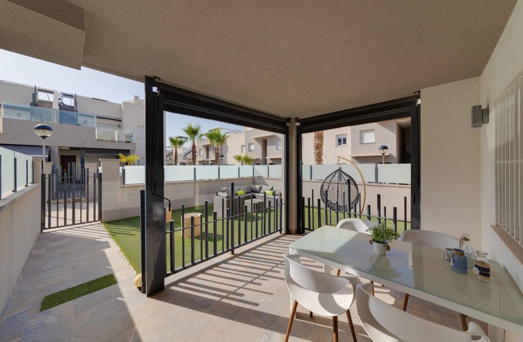 Resale - Bungalow - Torrevieja - Aguas Nuevas