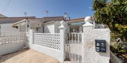 Resale - Bungalow - Torrevieja - CALLE MANUEL BENITEZ EL CORD, 40