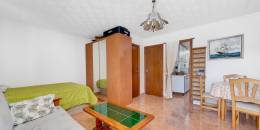 Resale - Bungalow - Torrevieja - CALLE MANUEL BENITEZ EL CORD, 40