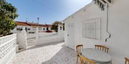 Resale - Bungalow - Torrevieja - CALLE MANUEL BENITEZ EL CORD, 40