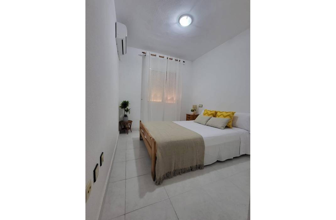 Resale - Bungalow - Torrevieja - Carrefour