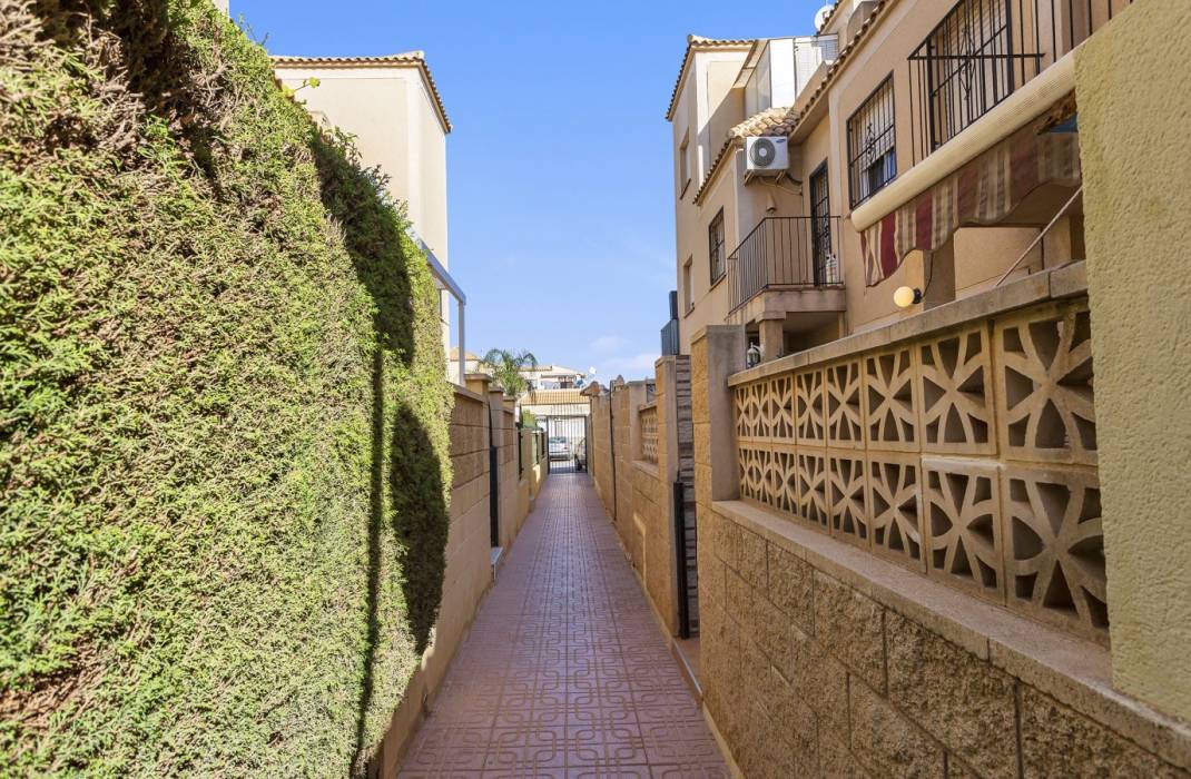 Resale - Bungalow - Torrevieja - Jardin del Mar 1