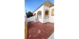 Resale - Bungalow - Torrevieja - La Siesta - El Salado - Torreta