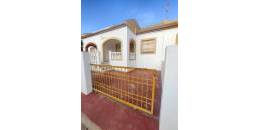 Resale - Bungalow - Torrevieja - La Siesta - El Salado - Torreta